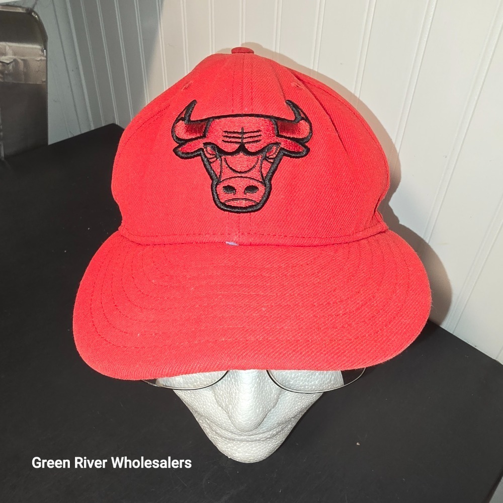 Chicago Bulls Basketball New Era Snapback Lid Red Baseball Hat One Size‎